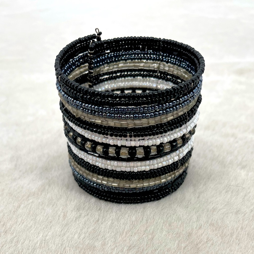 Beaded bracelet